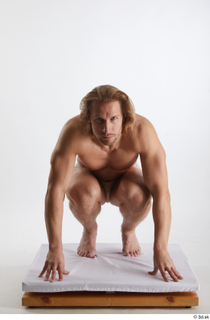 Erling  1 kneeling underwear whole body 0001.jpg